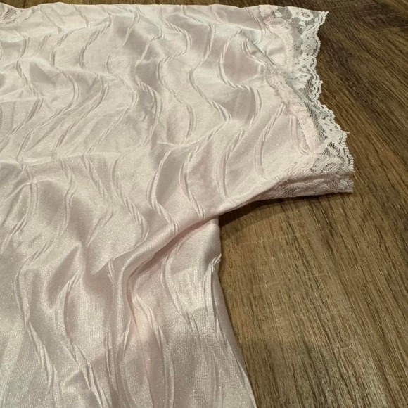 Henson Vintage Lace Blouse - Picture 5 of 6